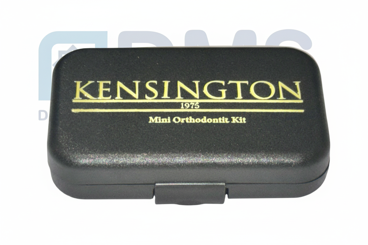 Orthodontic care kit suitable for teens and adults with braces